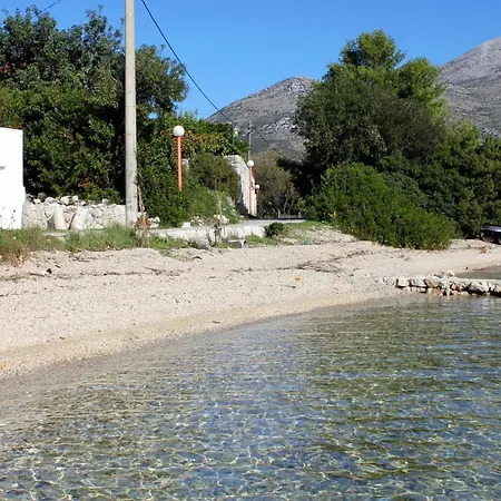 Апартаменты 8599a Слано